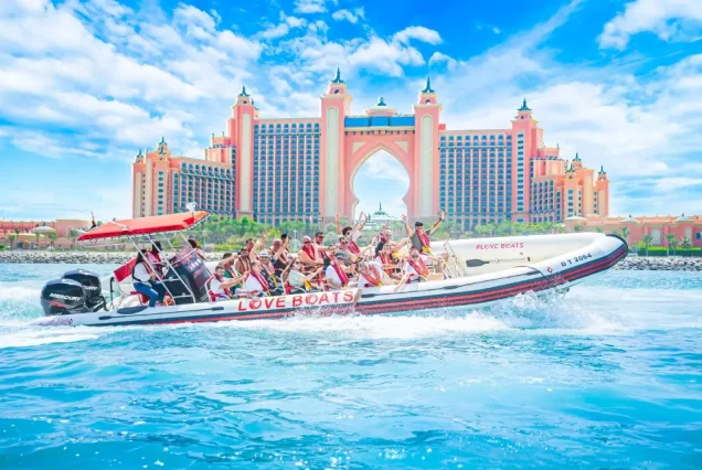 Love Boat Sightseeing Tour Dubai