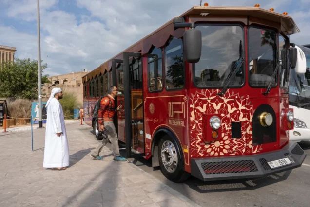 Emirati Hospitality Experience – Culture on Wheels